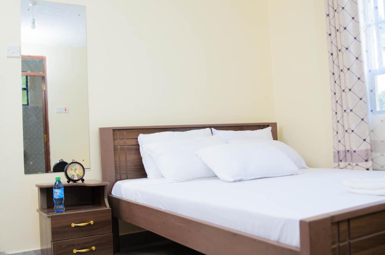 Everlasting Gardens Bed & Breakfast Kitui Exterior photo