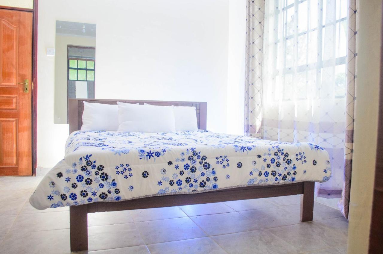 Everlasting Gardens Bed & Breakfast Kitui Exterior photo