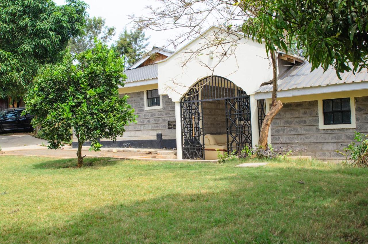 Everlasting Gardens Bed & Breakfast Kitui Exterior photo